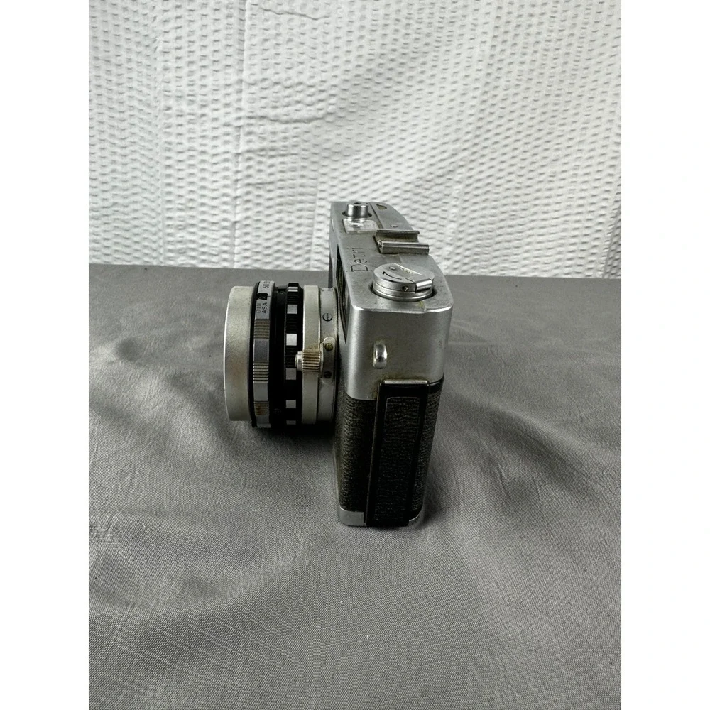 PETRI 7S CircleEyeSystem‎ 35mm Film Camera 45mm f/2.8 Lens Case & Strap UNTESTED